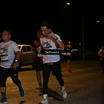 Runner Photo 7673824