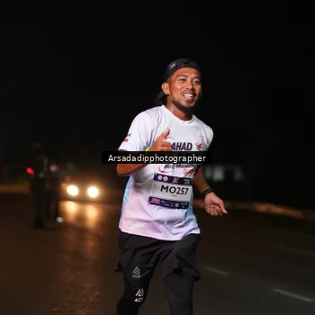 Runner Photo 7673829