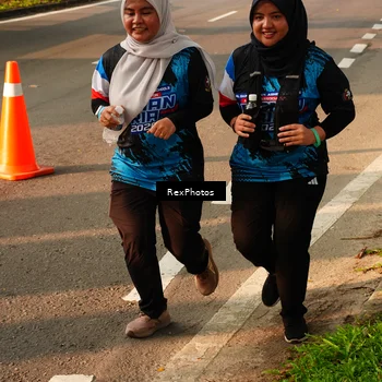 Runner Photo 7673836