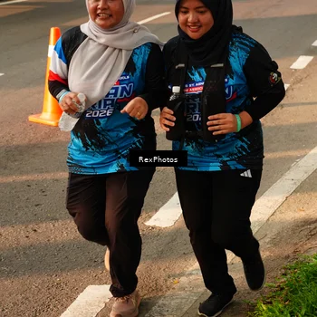 Runner Photo 7673844