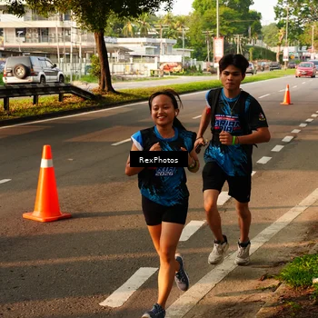 Runner Photo 7673846