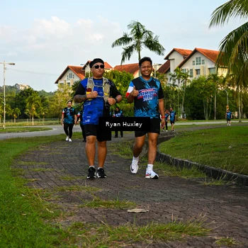 Runner Photo 7673857