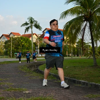 Runner Photo 7673869