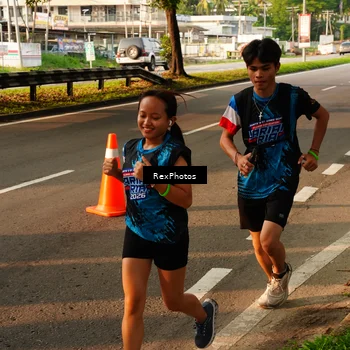 Runner Photo 7673874