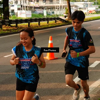 Runner Photo 7673880