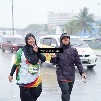 Runner Photo 7673882