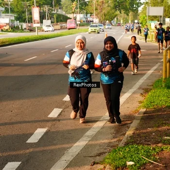 Runner Photo 7673889