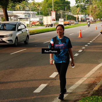 Runner Photo 7673892