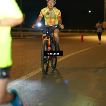 Runner Photo 7673895