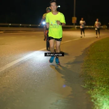 Runner Photo 7673900