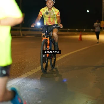 Runner Photo 7673914