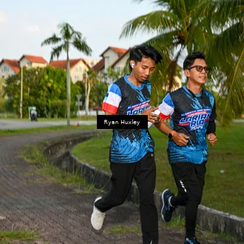 Runner Photo 7673916