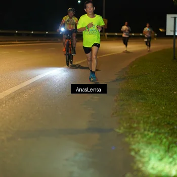 Runner Photo 7673917