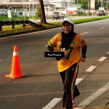 Runner Photo 7673924