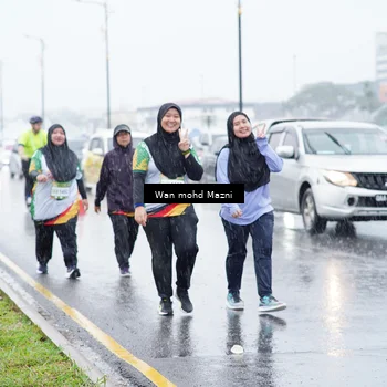 Runner Photo 7673935