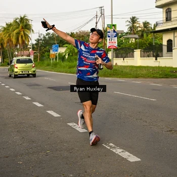 Runner Photo 7673941