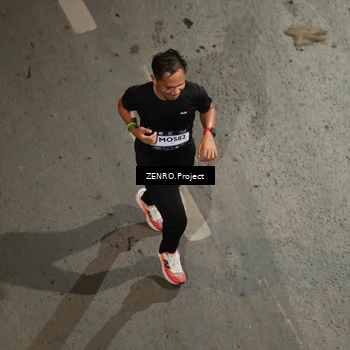 Runner Photo 7673947