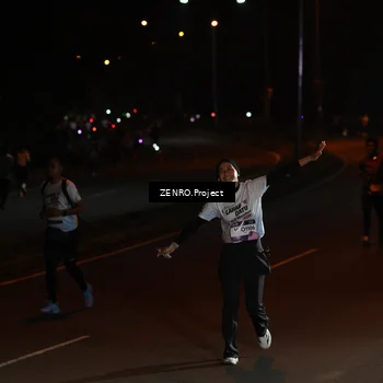 Runner Photo 7673948