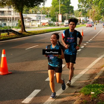 Runner Photo 7673956
