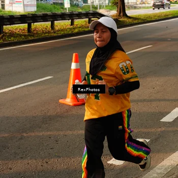 Runner Photo 7673957