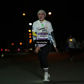 Runner Photo 7673962