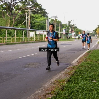 Runner Photo 7673966