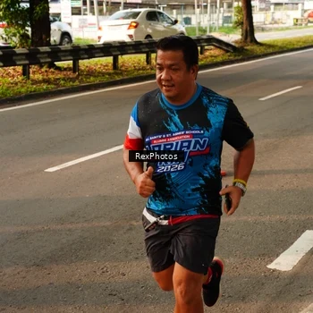 Runner Photo 7673976