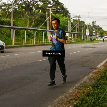 Runner Photo 7673994
