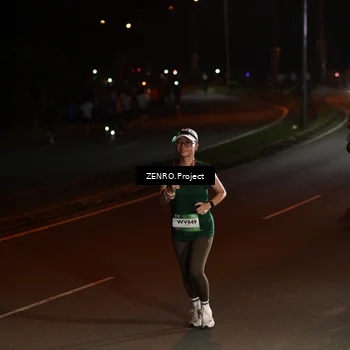 Runner Photo 7673999