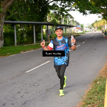 Runner Photo 7674020