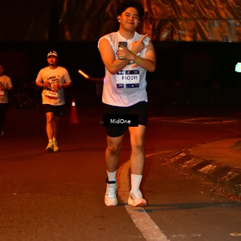 Runner Photo 7674028