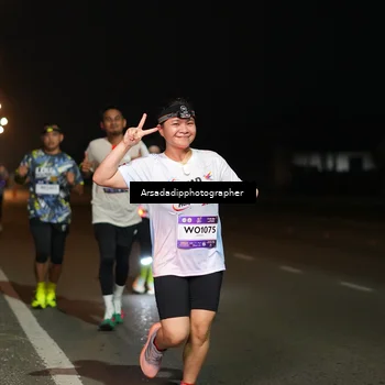 Runner Photo 7674040