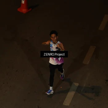 Runner Photo 7674057