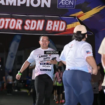 Runner Photo 7674088