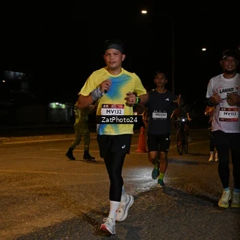 Runner Photo 7674104
