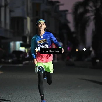 Runner Photo 7674120