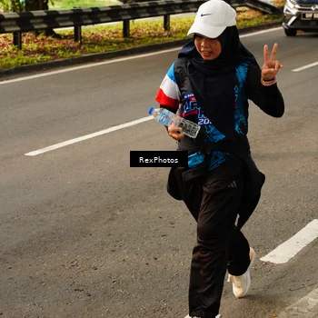 Runner Photo 7674131
