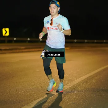 Runner Photo 7674136