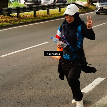 Runner Photo 7674148