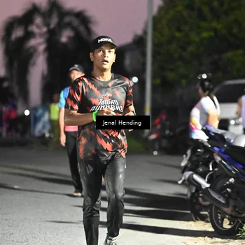 Runner Photo 7674164