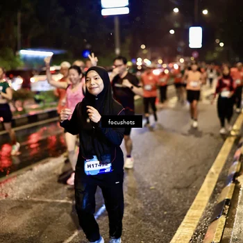 Runner Photo 7674169