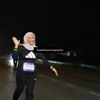 Runner Photo 7674173
