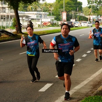 Runner Photo 7674188