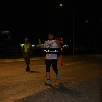 Runner Photo 7674189