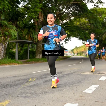Runner Photo 7674195