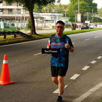 Runner Photo 7674209