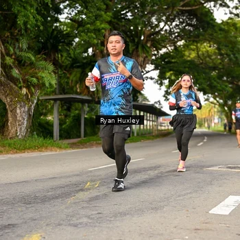 Runner Photo 7674232