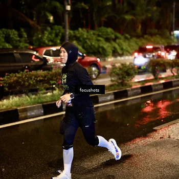 Runner Photo 7674247