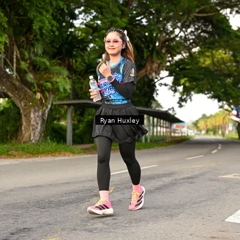 Runner Photo 7674259