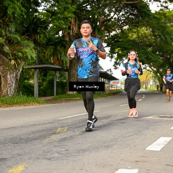 Runner Photo 7674261